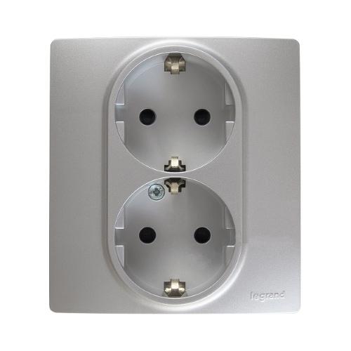 Legrand  Etika  Алюминий Розетка Моноблок со шторками 2х(2К+З) 16А, 250В 672433