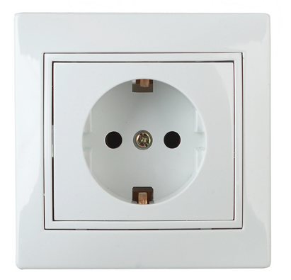 ЭРА  Intro  Plano  Белый  Розетка 2P+E Schuko со шторками  16АХ-250В, скрытая установка  1-206-01 Б0029845