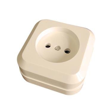 Makel  Менекше Крем Розетка IP20 открытая установка 45202