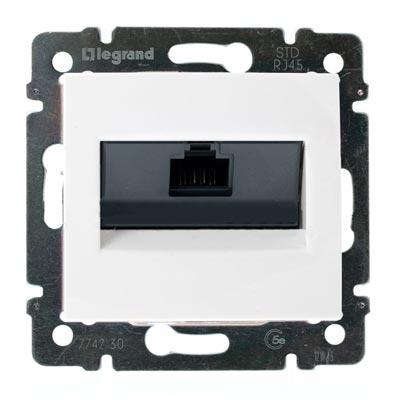 Legrand Valena  Белый Розетка механизм компьютерная 1-местная с захватами RJ45 UTP категория 5е /774230 (кратно 10)