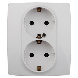 ЭРА  Эра12  Белый  Розетка 2X2P+E Schuko со шторками 16АХ-250В 12-2104-01 Б0014699